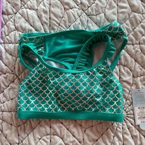 Cat & Jack swimsuit NWT Size 7-8